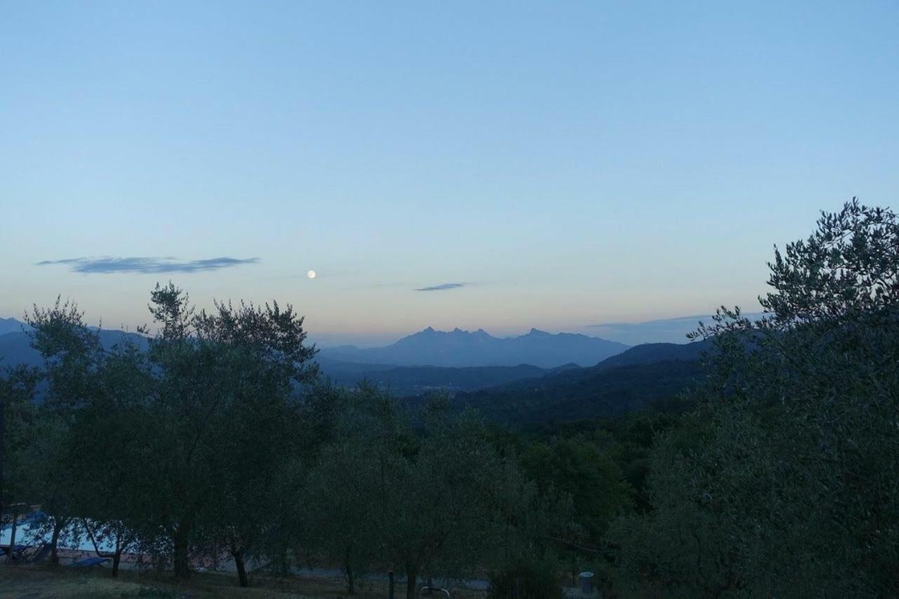 Agriturismo Ca Di Rossi Villa Mulazzo ภายนอก รูปภาพ